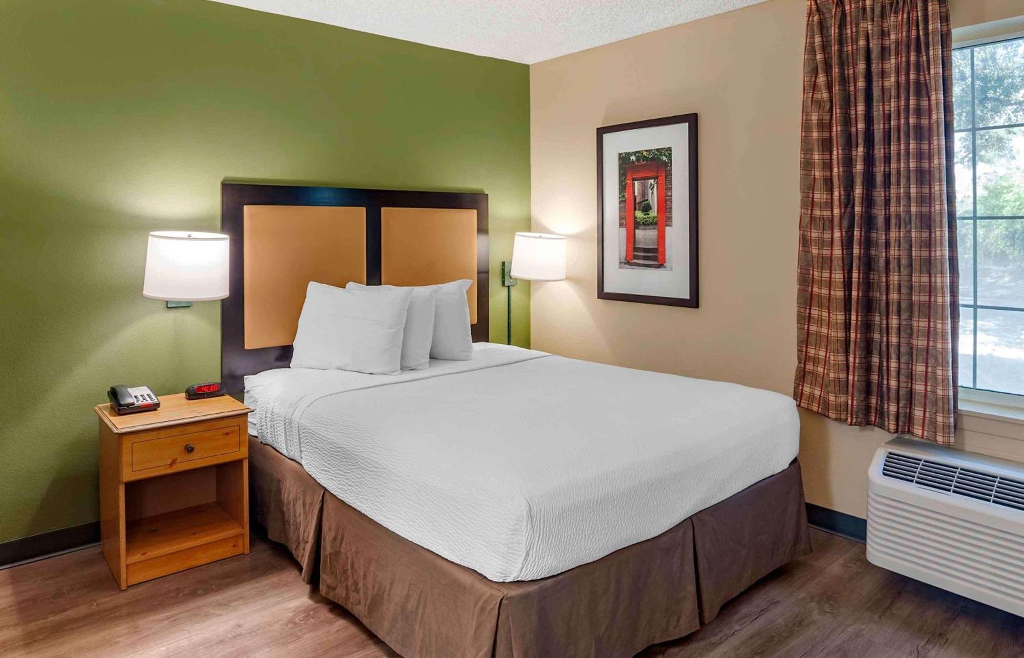 Extended America - Los Angeles - 2* Monrovia